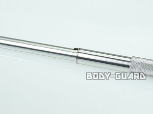 スマホと同じくらいの重さのオートロック警棒（K-3-3）
